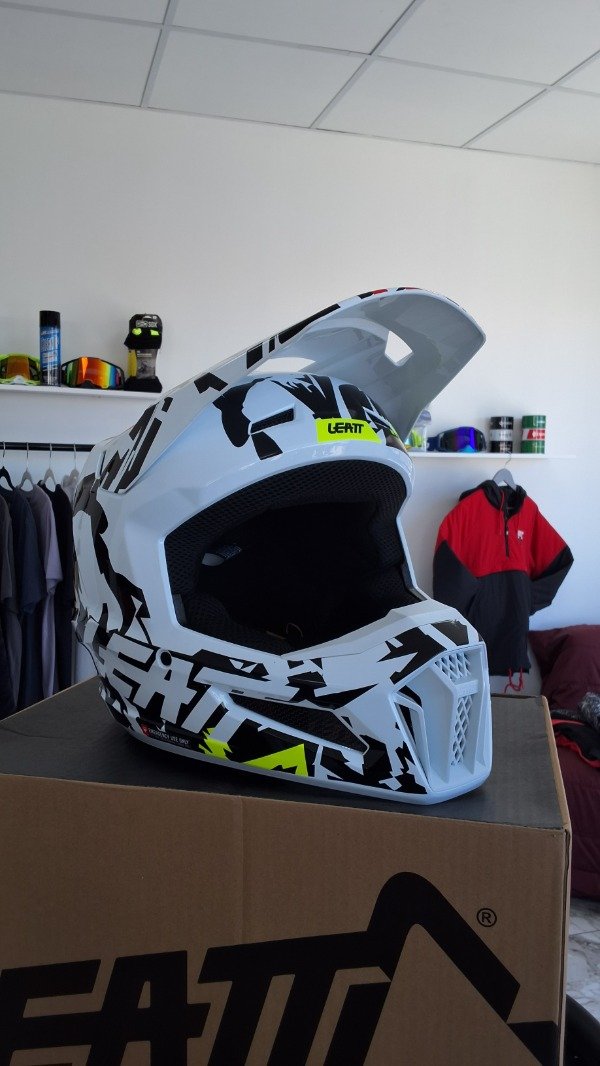 Producto - Casco Helmet kit moto