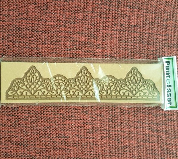 Producto - Puntillas - 18 x 4,5 cm - Cod.123