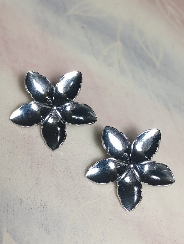 Producto - Aros pasantes Flor