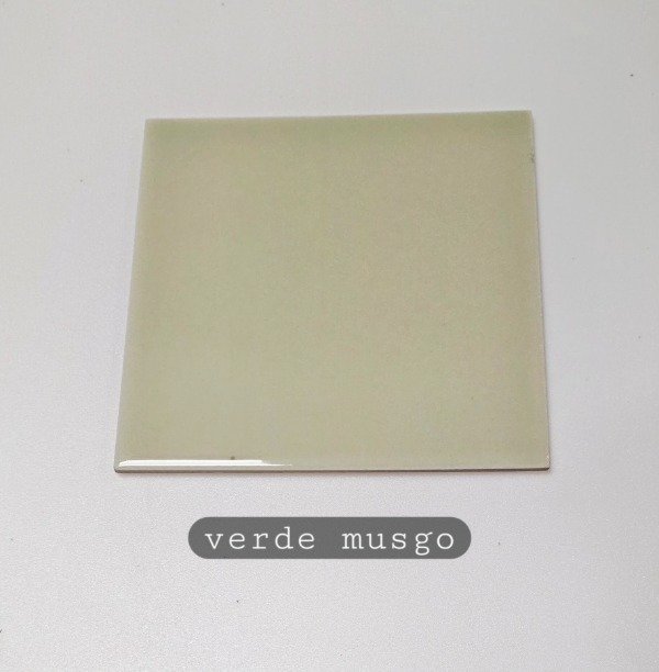 Producto - Azulejo Verde musgo