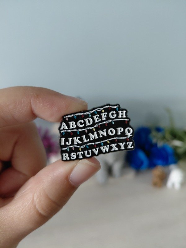 Producto - Pin metalizado - Stranger things #1781