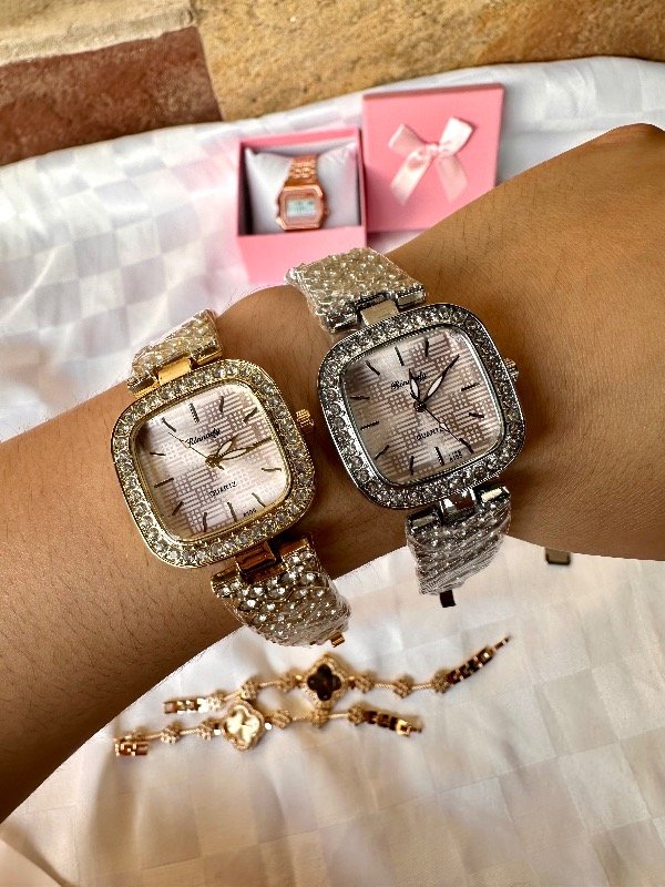 Producto - Reloj vintage con strass