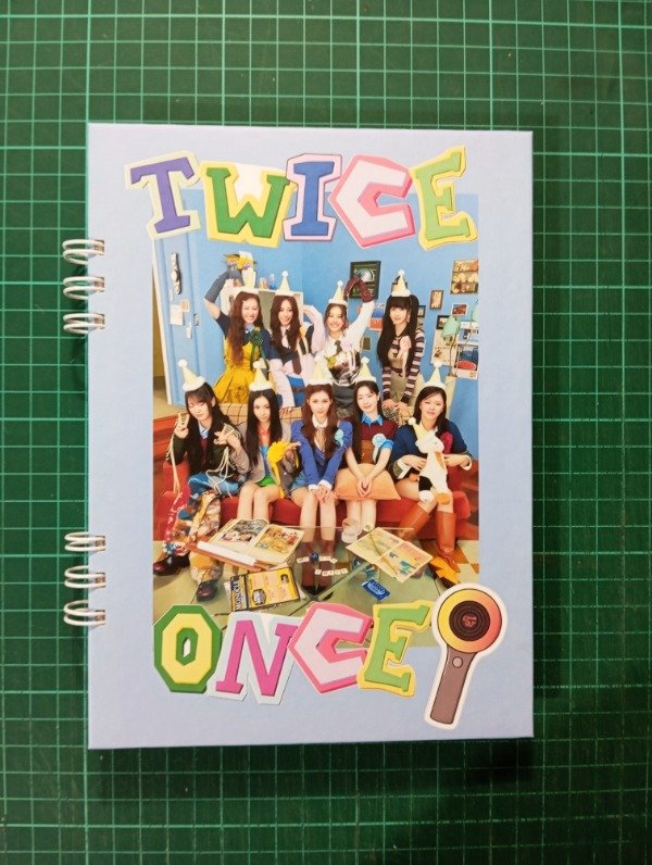 Producto - Imprimible Twice A5 A6 libretas y cuadernos anilladas, abrochadas, cosidas