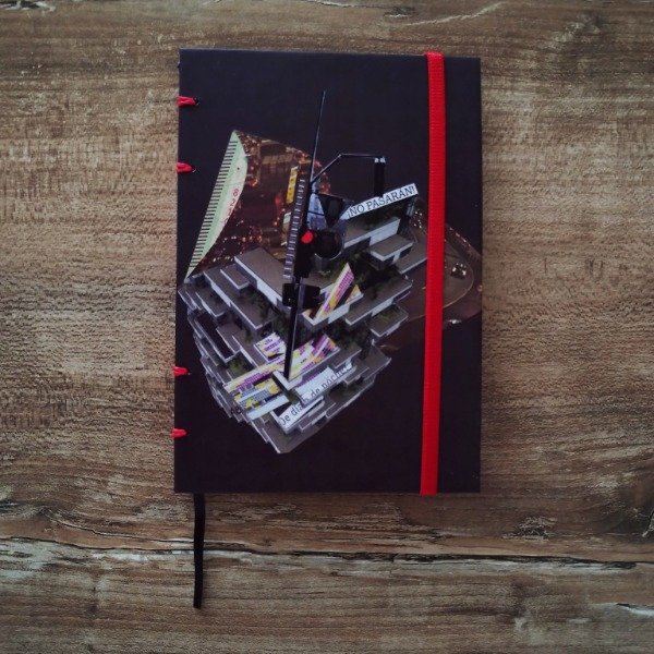 Producto - Cuaderno copta chico No pasaran