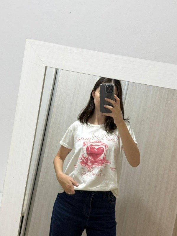 Producto - Remera Corazón crema