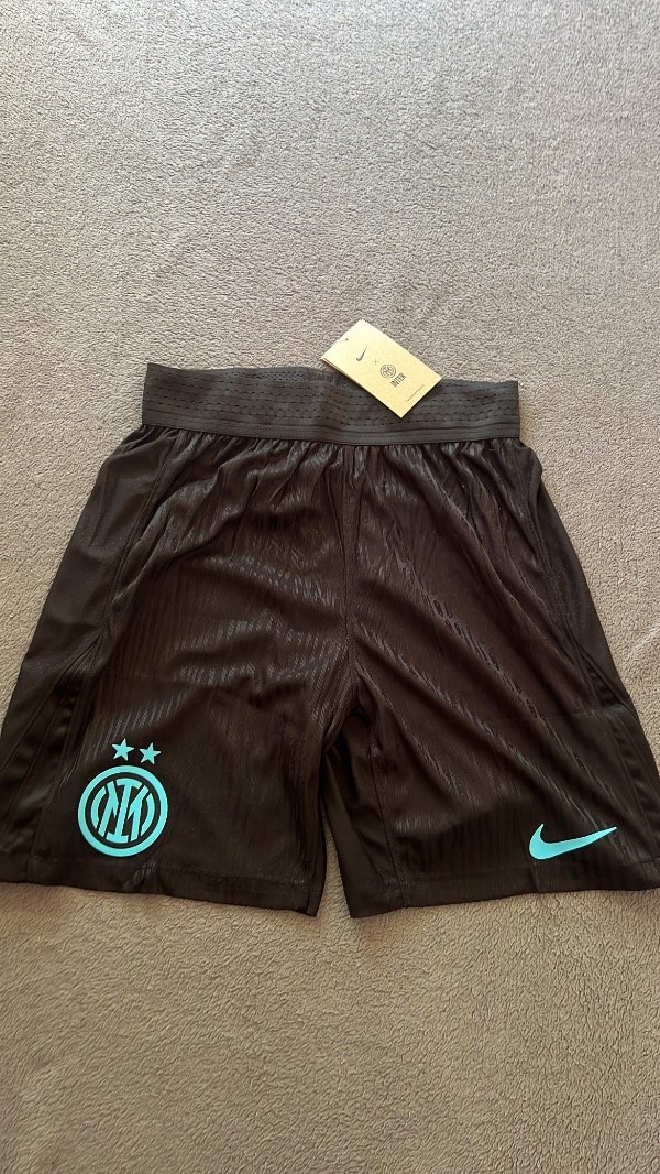 Producto - Short Inter Titular 2026