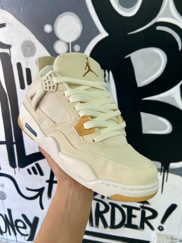 Producto - ZAPAS JORDAN RETRO 4