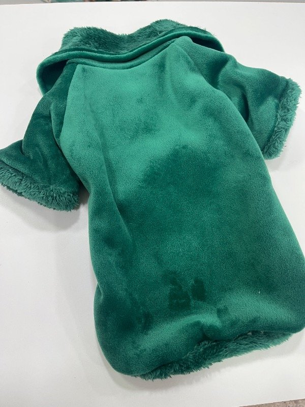 Producto - Buzo polar soft con piel verde