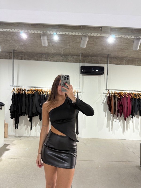 Producto - top fantasy negro