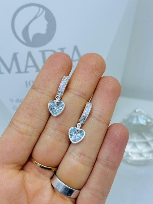 Producto - HUGGIES DOBLE CIRCONIA CORAZÓN PLATA 925