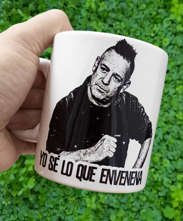 Producto - Yo sé lo que envenena [Ricardo Iorio][Stencil Art]