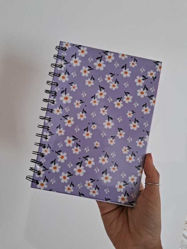 Producto - Cuaderno anillado tapa dura