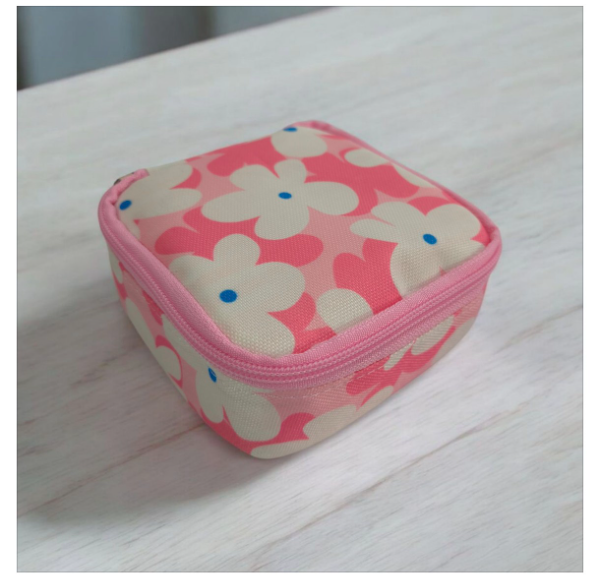 Producto - Estuche fem flores rosa