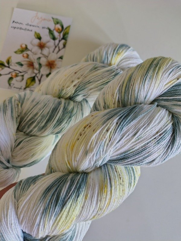 Producto - PREVENTA JAZMÍN x 2. Kit hilados + curso REMERA ENSUEÑO.