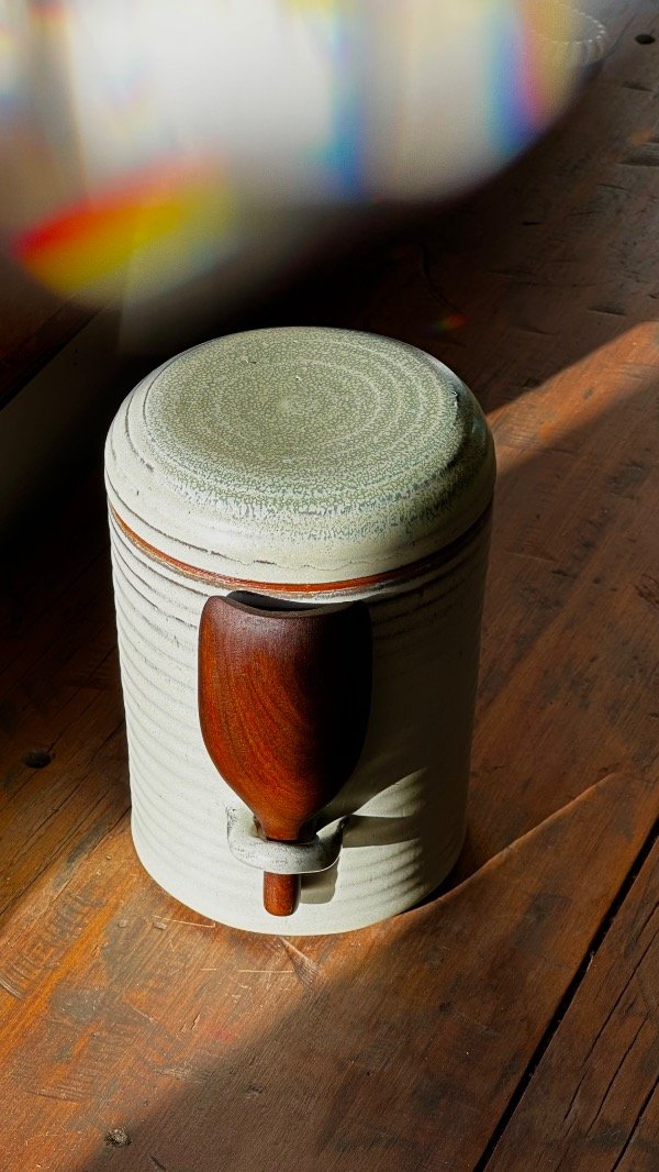 Producto - Frasco yerbero CEDRON + palita de lapacho