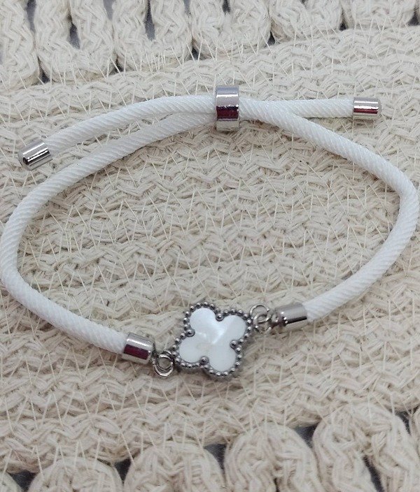 Producto - Pulsera de cordon blanco