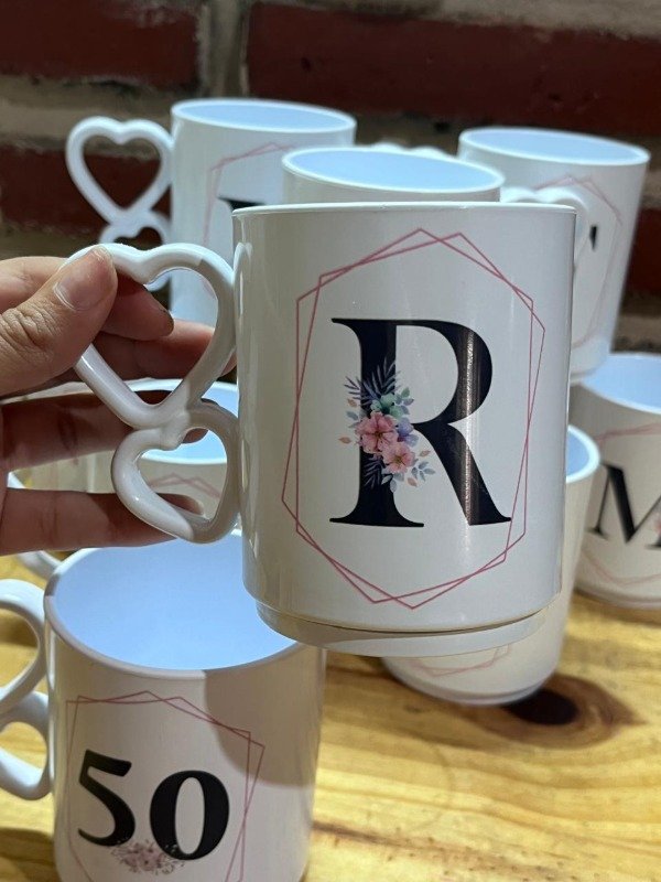 Producto - Pack 10 Tazas Corazón