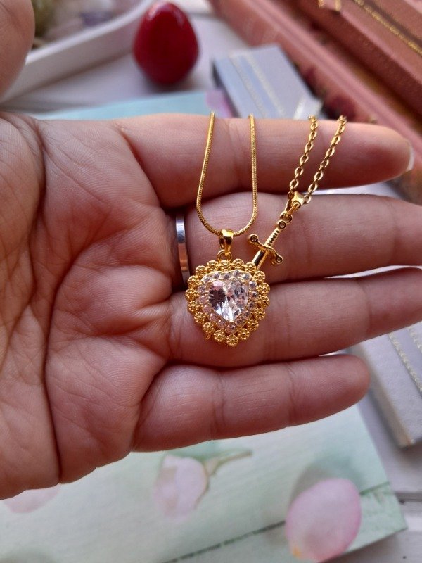 Producto - Cadena dagas golden