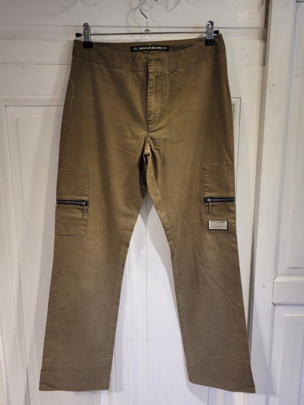 Producto - Pantalón DKNY verde cargo ancho- Talle 25- PRECIO: 54X - 0