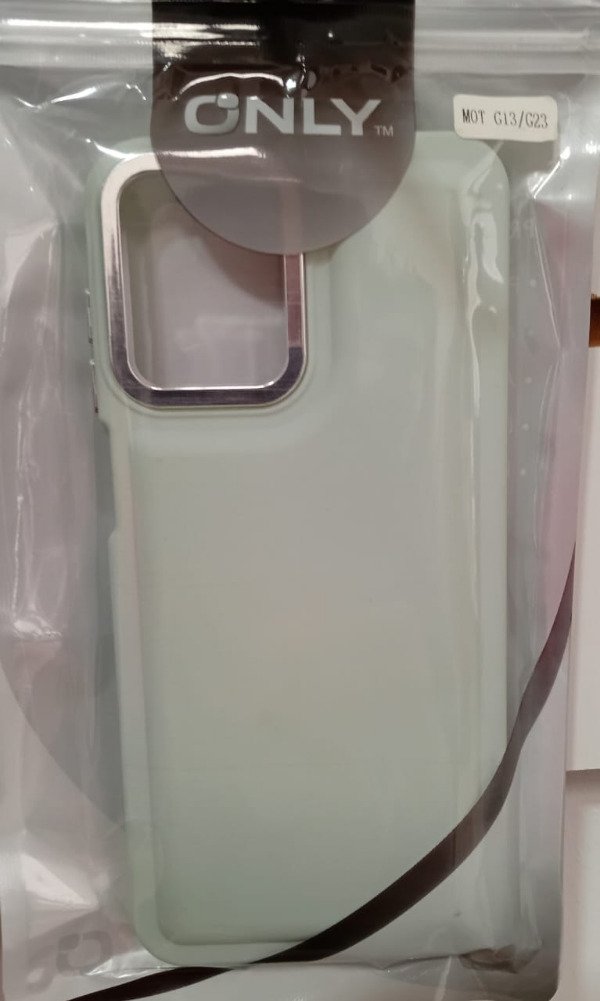 Producto - Funda Moto G13 Only