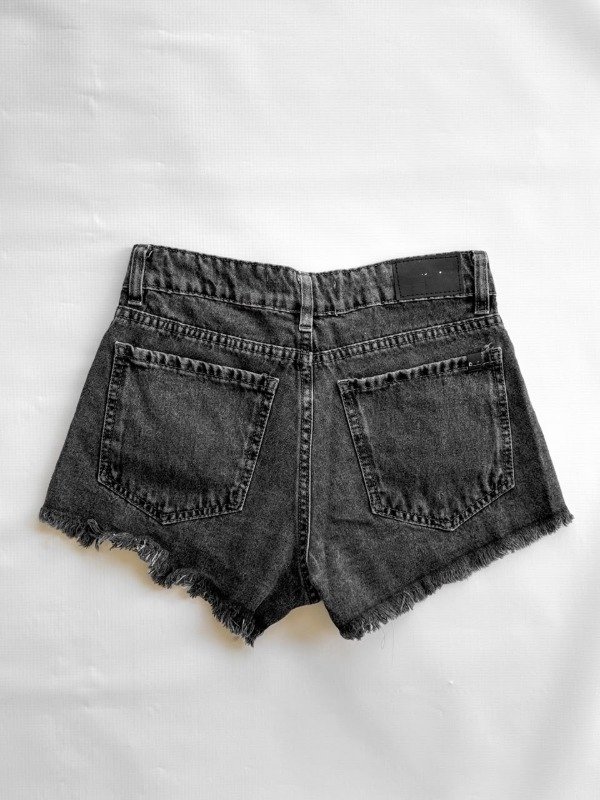 Producto - Short Silver tiro medio TALLE 36 - 1