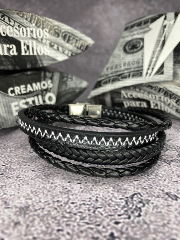 Producto - Pulsera de cuero triple