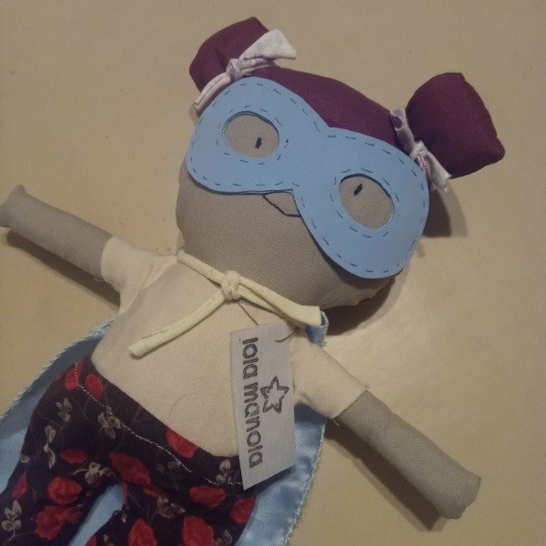 Producto - muñeca heroína Amparo