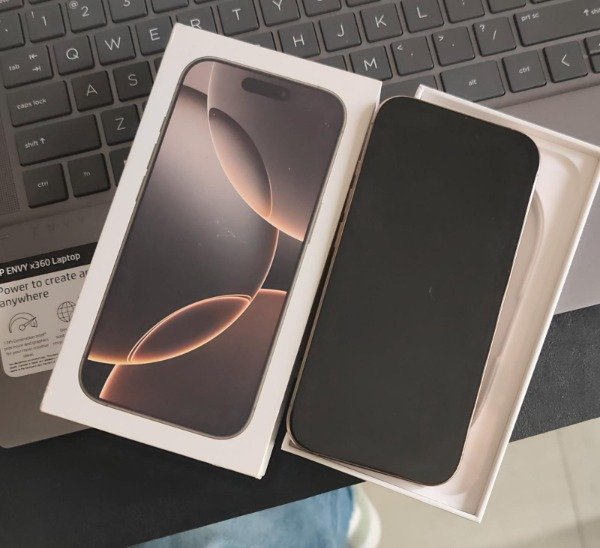 Producto - Iphone 16 pro