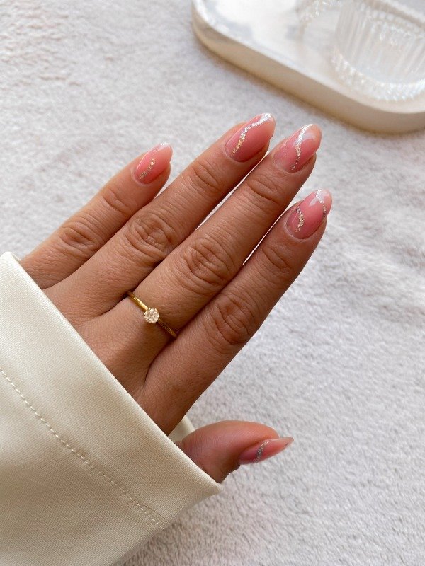 Producto - ANILLO DE ACERO DORADO (CUBIC CHICO)