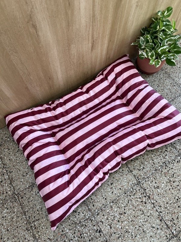 Producto - Almohadón rayas bordó 1m x 75 - 1