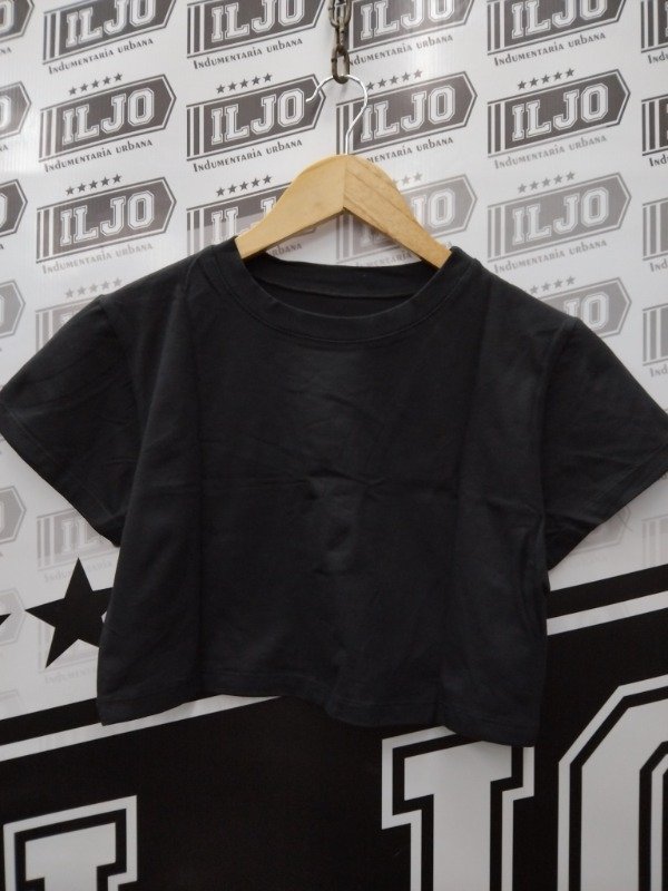 Producto - REMERA BABETEE NEGRA