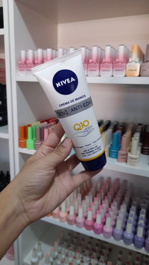 Producto - Crema de manos 3 en 1 anti-edad NIVEA