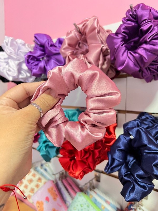 Producto - SCRUNCHIE SATÉN ROSA VIEJO