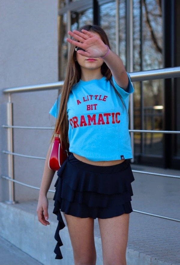 Producto - BABY TEE DRAMATIC