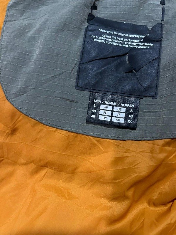 Producto - DESCENTE - 2
