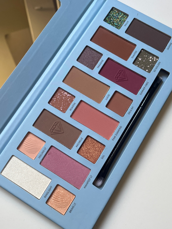 Producto - Paleta de sombras Sky - Doll Ghost