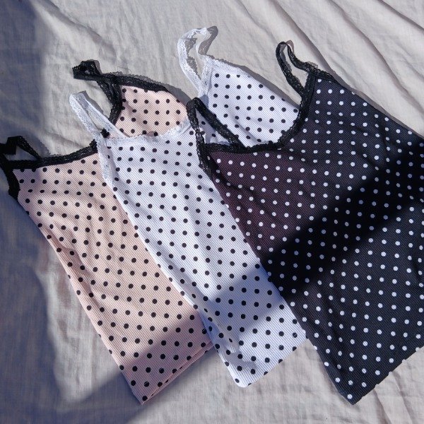 Producto - Musculosa puntitos