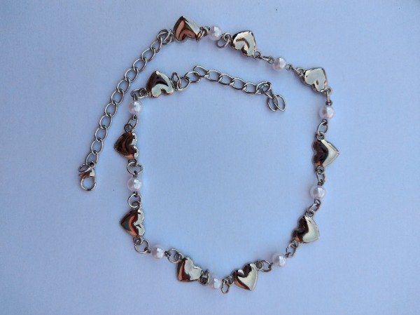 Producto - Collar corazones y perlas blancas