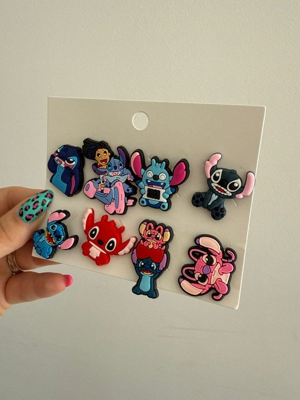 Producto - Pack de Pins para crocs Stitch modelo 1