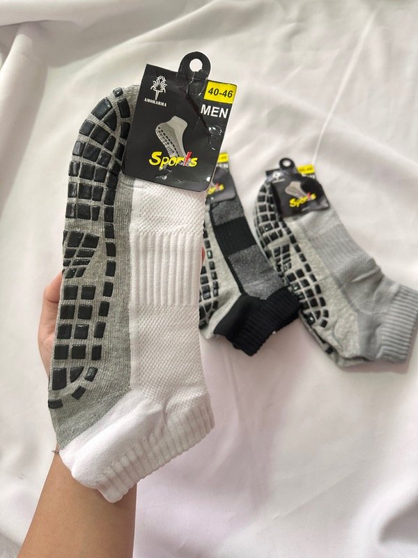 Producto - Media hombre ANTIDESLIZANTE x par