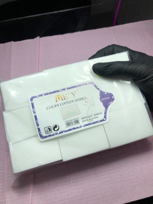 Producto - Wipes MELY 600 pcs