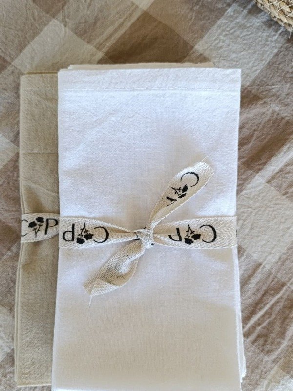 Producto - SERVILLETAS CLÁSICAS X 6 - DOBLADILLO