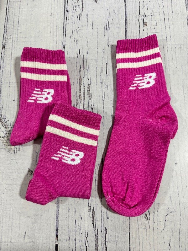 Producto - New Balance Fucsia