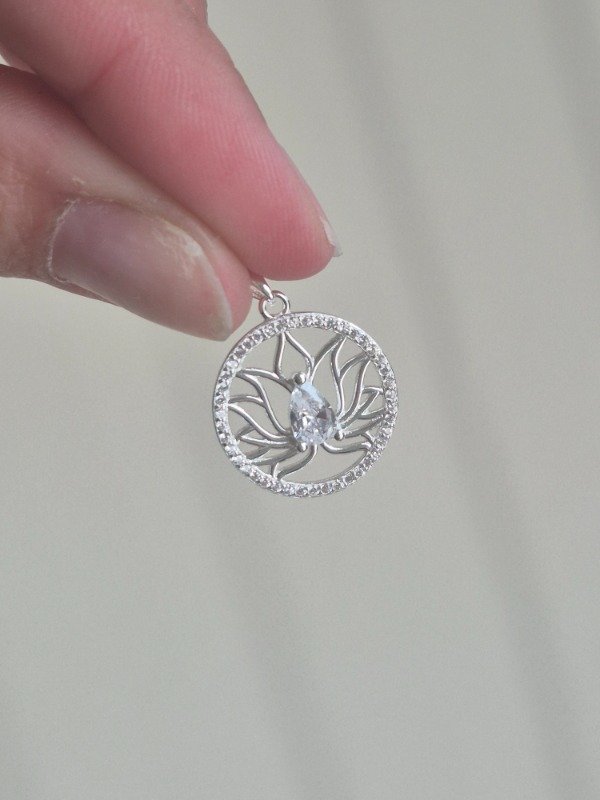 Producto - Dije flor de loto