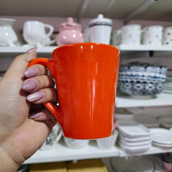 Producto - Taza cónica naranja