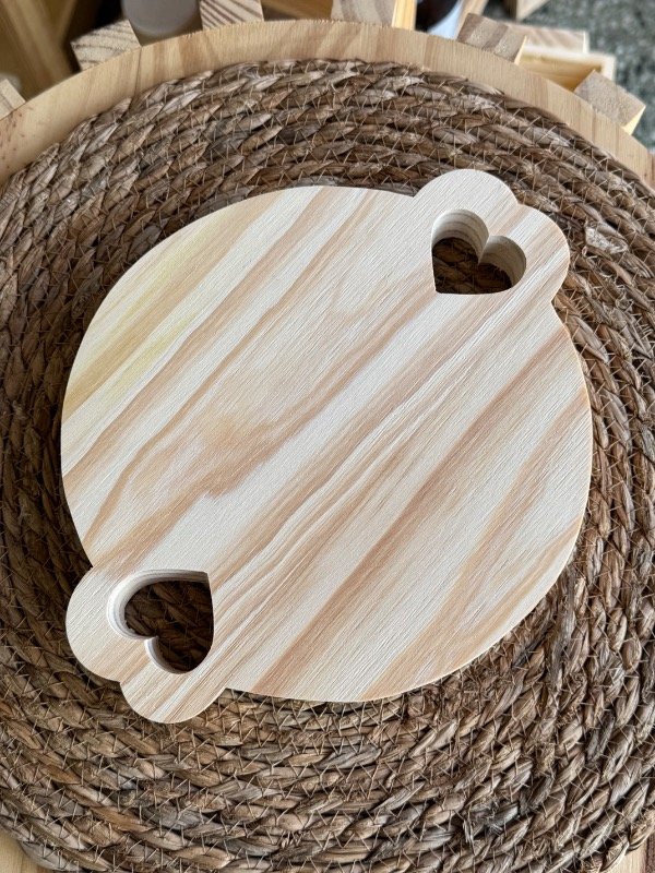 Producto - Tabla redonda con asa