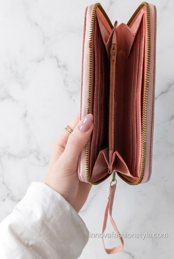 Producto - Billetera Monedero Texturizada con Aplique Metálico - 1