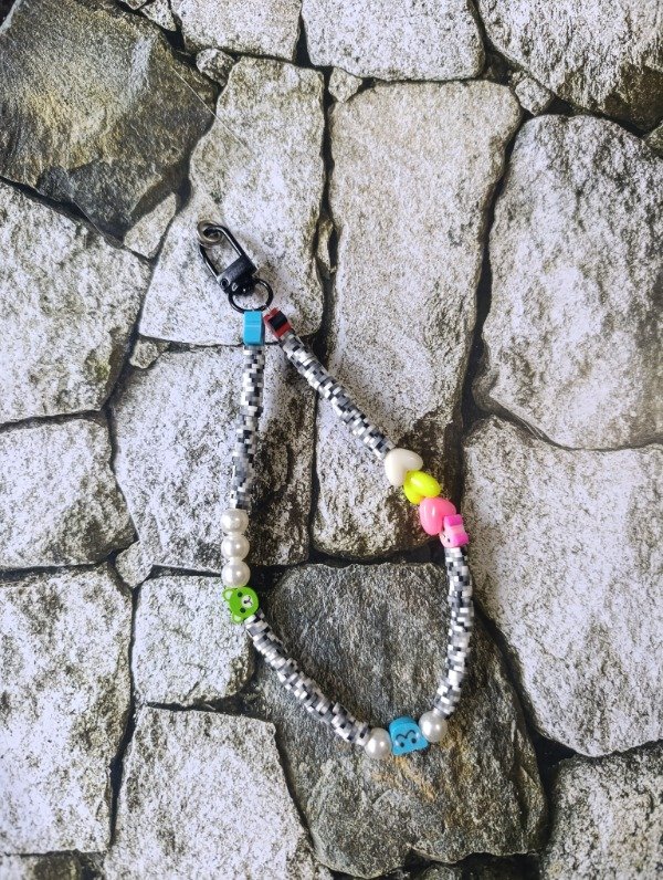 Producto - Strap con adaptador blanco y negro