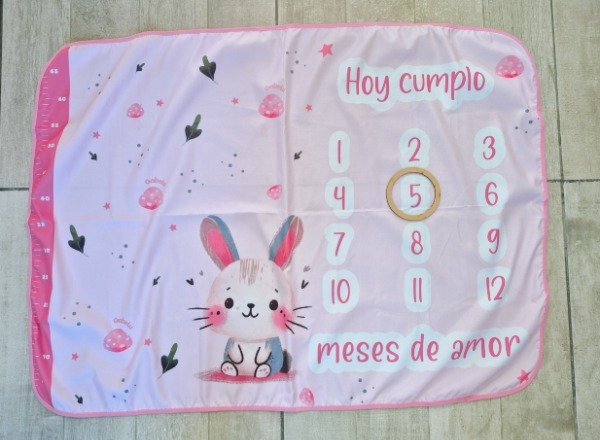 Producto - Manta de los meses CONEJITA rosa