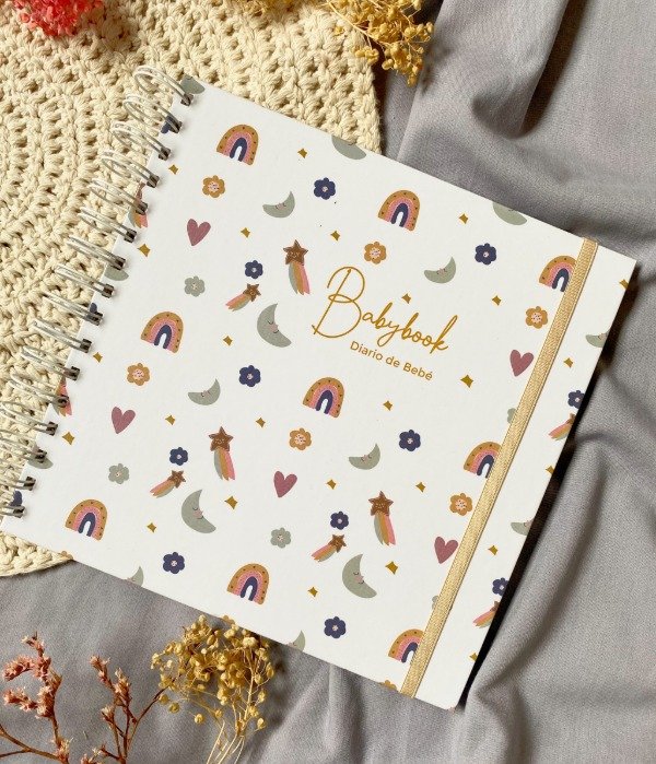 Producto - Babybook - 12 meses y recuerdos (Modelo Arcoiris 2)